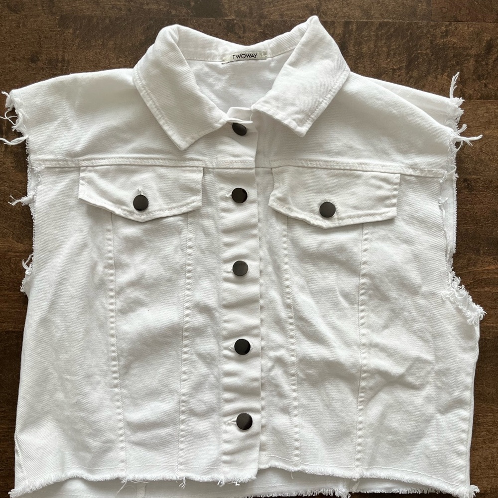 White vest